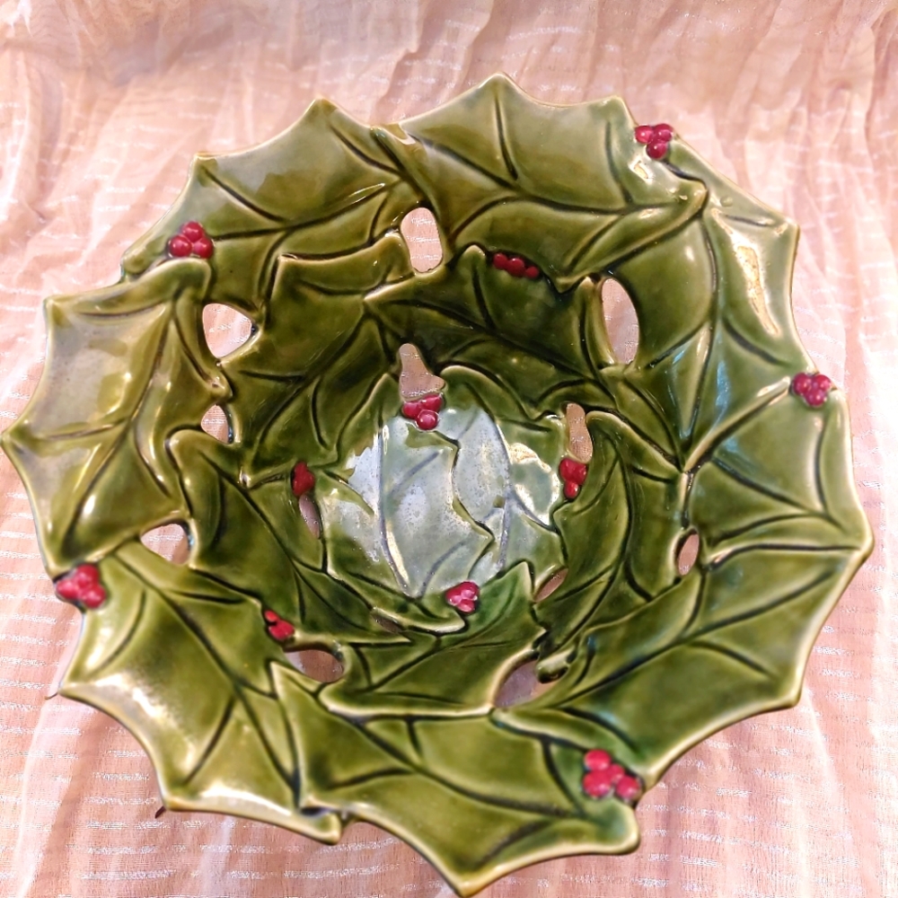 Unique Holly Holiday Bowl Centerpiece